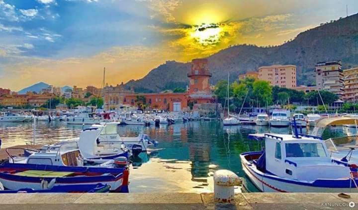 Casa Arenella Appartamento Con Parcheggio Privato Παλέρμο Εξωτερικό φωτογραφία